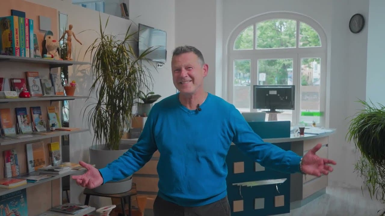 Standbild aus Renés Film „Werbefilm CoKuK — das Team“ (2025)
